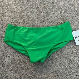 Fused Hawaii bikini bottoms size XL
